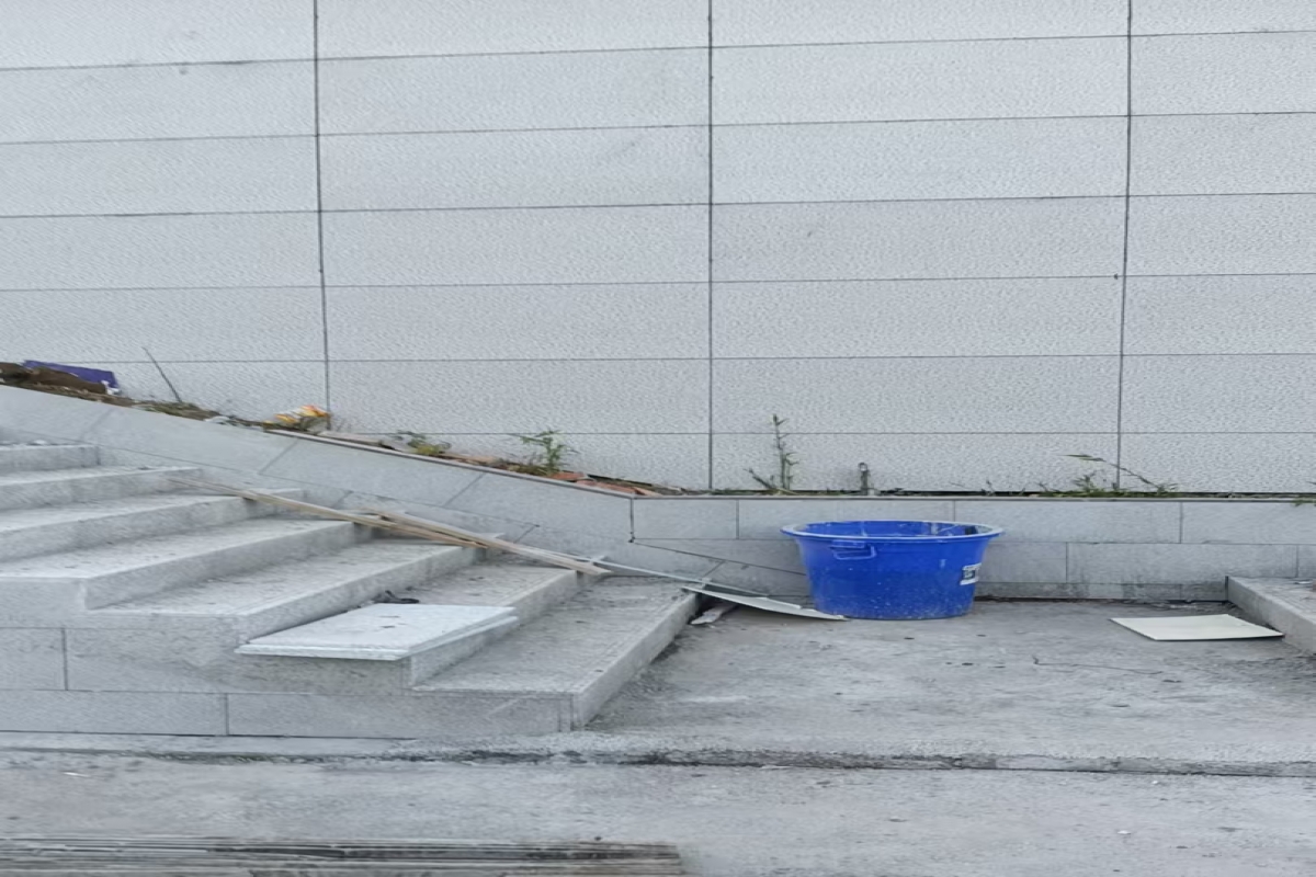 重慶市望江小學軟瓷勾縫